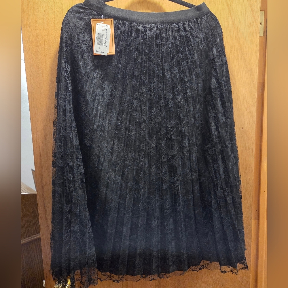 Black Pleated And Lace Maxi Skirt